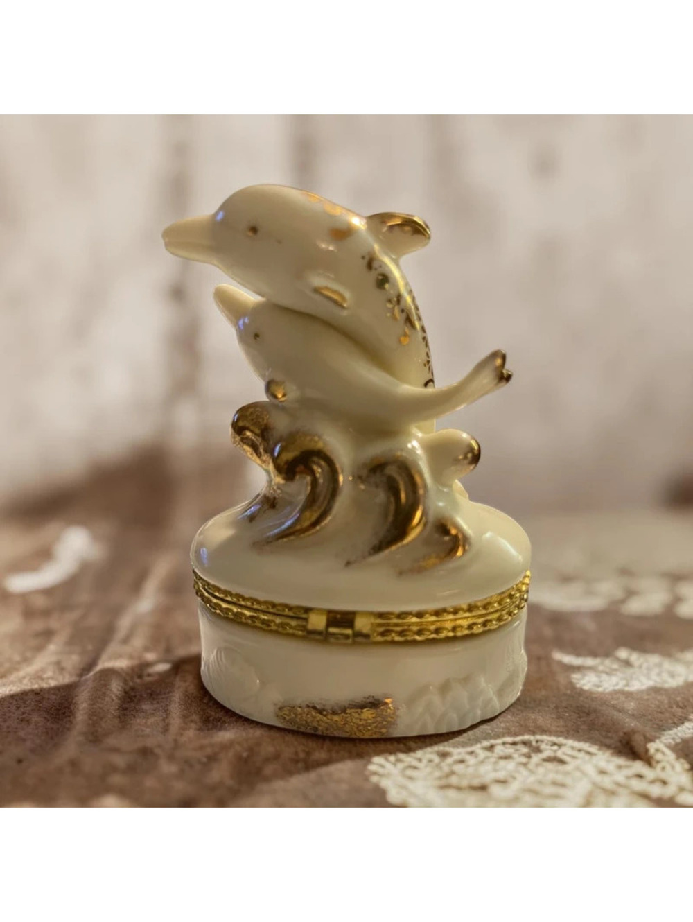 Porcelain Trinket Box
